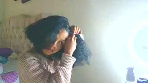 Snapshot of samary_thomas chatting on 09.25.25 samary thomas online show from 09.25.25