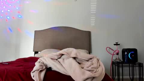 Yaya online show from 09.09.25