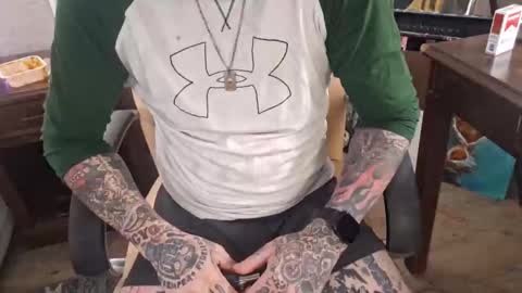 Snapshot of samboiamtho chatting on 01.21.25 samboiamtho online show from 01.21.25