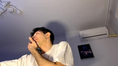 Snapshot of samiliken chatting on 04.15.26 Sam online show from 04.15.26