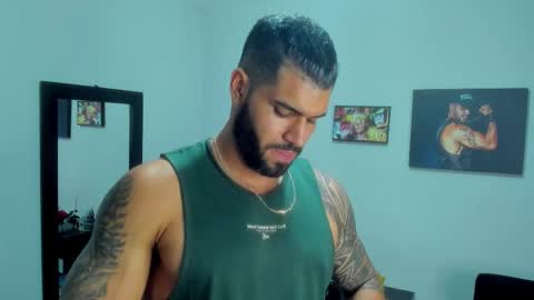 Snapshot of samir_hazard chatting on 11.14.25 samir_hazard online show from 11.14.25