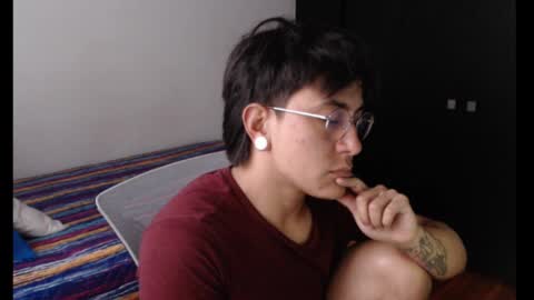 Snapshot of samm_ritch chatting on 01.28.25 Samy online show from 01.28.25