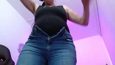 Snapshot of sammantha_sweet chatting on 03.06.25 Samantha online show from 03.06.25