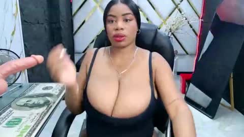 Luisa online show from 04.16.26