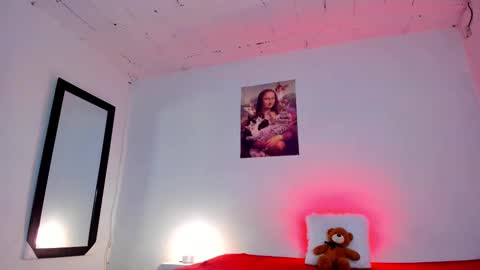 Snapshot of sammy_greyy1 chatting on 02.16.25 sammy_greyy1 online show from 02.16.25