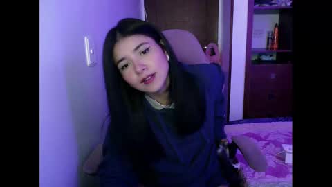 Snapshot of sammy_shy chatting on 03.06.25 Sammy online show from 03.06.25