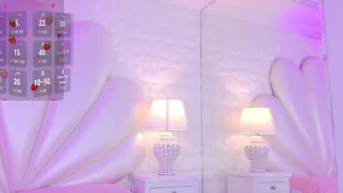 Snapshot of sammyjhuls chatting on 11.28.25 samanta online show from 11.28.25