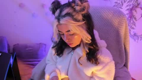   online show from 12.05.24