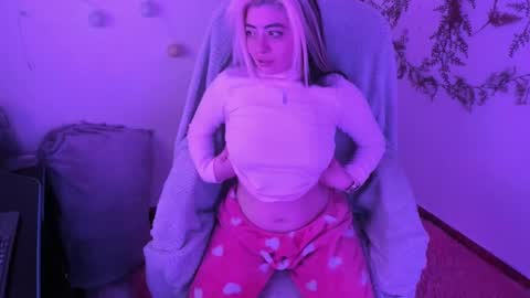   online show from 01.05.25