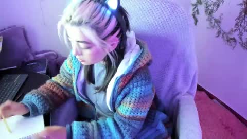   online show from 01.11.25