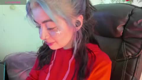   online show from 03.01.25