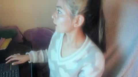 Snapshot of sammysammy_ chatting on 06.18.26 online show from 06.18.26