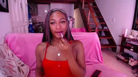 Snapshot of samny_doll369 chatting on 06.28.26 Samy doll online show from 06.28.26
