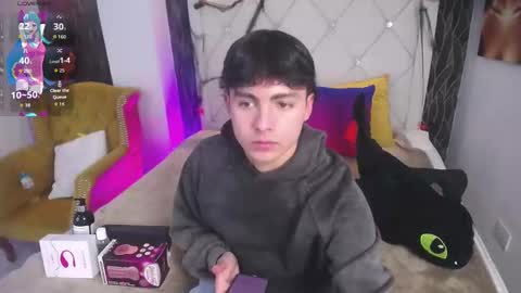 Snapshot of samu_foxxx chatting on 11.04.25 SAMU online show from 11.04.25