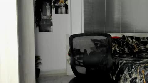 Snapshot of samuel2rd chatting on 04.21.26 samuel2rd online show from 04.21.26