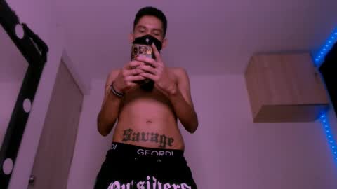 Snapshot of samuel_suarez chatting on 02.26.25 online show from 02.26.25