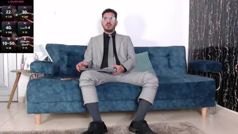 Snapshot of samuelcoopper chatting on 11.27.25 Samuel Coopper online show from 11.27.25