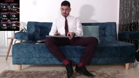 Snapshot of samuelcoopper chatting on 11.28.25 Samuel Coopper online show from 11.28.25