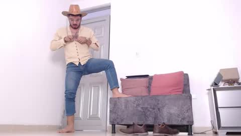 Snapshot of samuelcoopper chatting on 12.20.25 Samuel Coopper online show from 12.20.25