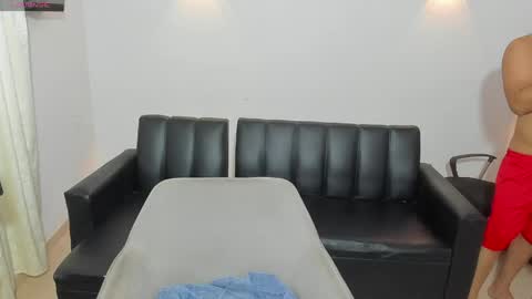Snapshot of samxx_muscle chatting on 05.28.26 samxx_muscle online show from 05.28.26