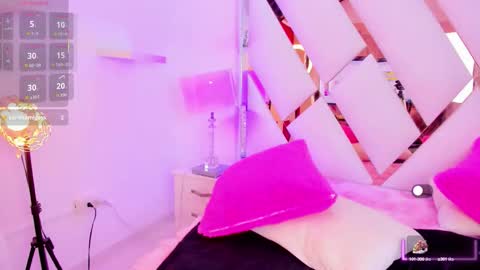 Snapshot of samy__milf chatting on 09.19.25 Sammy online show from 09.19.25