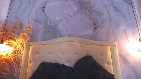 S A M A N T H A  online show from 10.14.25