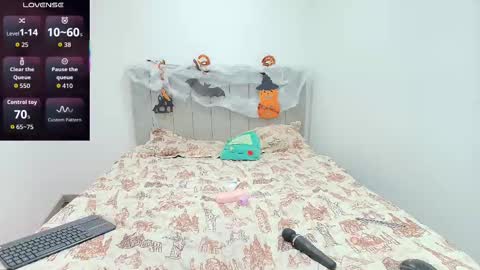 samyq8 online show from 10.24.25