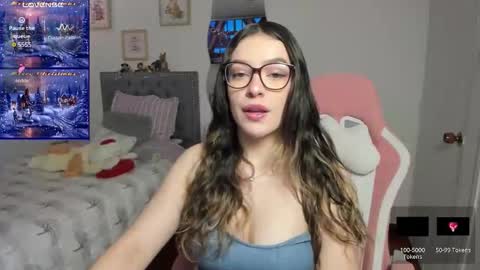 Snapshot of samysweet_8 chatting on 12.15.25 Samanta online show from 12.15.25