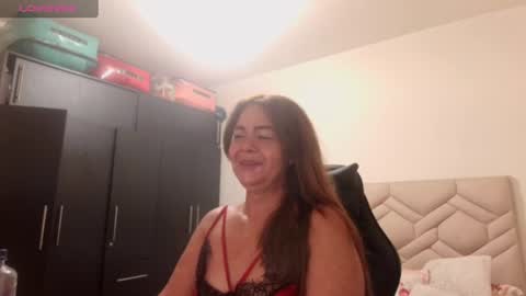 Snapshot of sanddi_milff chatting on 07.15.26 Sanddi online show from 07.15.26