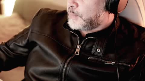 Sanders online show from 02.01.25