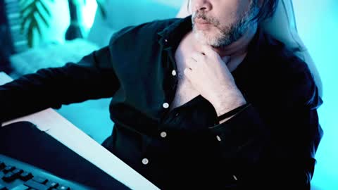 Sanders online show from 02.02.25