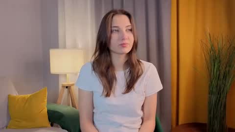 Isabel but you can call me Bella online show from 11.11.25