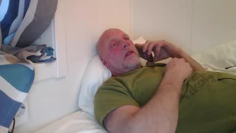 sandnesrune523 online show from 11.16.25