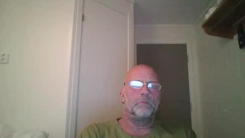 sandnesrune523 online show from 11.20.25