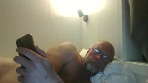 Snapshot of sandnesrune523 chatting on 05.20.26 sandnesrune523 online show from 05.20.26