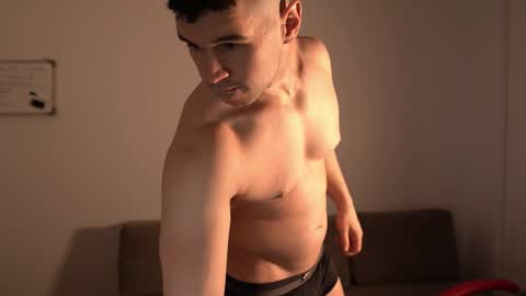 Sandow online show from 03.07.26