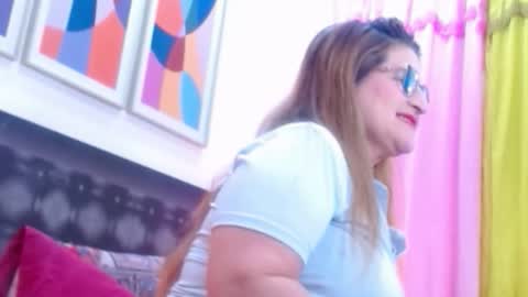 SANDRA online show from 11.25.25