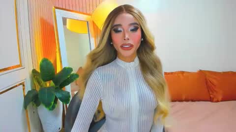 Snapshot of sandra_hornball chatting on 02.08.26 Sandra Hornball online show from 02.08.26