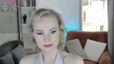 Snapshot of sandra_kind chatting on 02.01.26 Sandra online show from 02.01.26