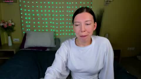 Snapshot of sandra_rosss chatting on 07.18.26 Sandra online show from 07.18.26