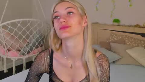 Snapshot of sandraa_anderson chatting on 07.21.26 sandraa_anderson online show from 07.21.26