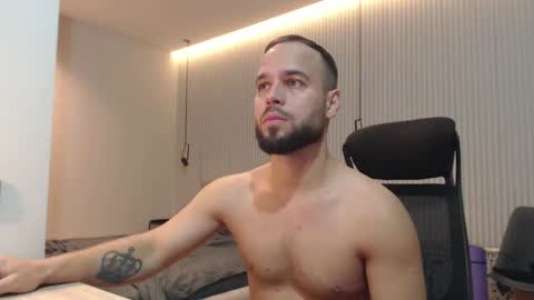 DeAlex online show from 11.23.25