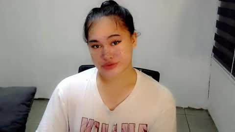 Snapshot of sangre_danaya chatting on 11.03.25 DANAYA online show from 11.03.25