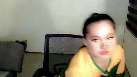 Snapshot of sangre_danaya chatting on 11.07.25 DANAYA online show from 11.07.25