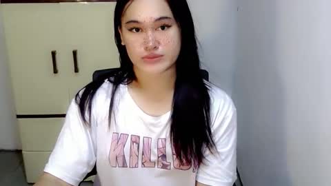 Snapshot of sangre_danaya chatting on 11.18.25 DANAYA online show from 11.18.25