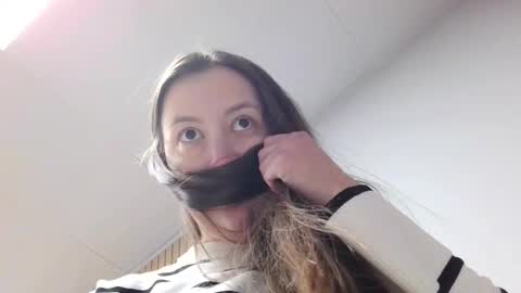 Snapshot of sanita_xi chatting on 02.15.26 sanita_xi online show from 02.15.26