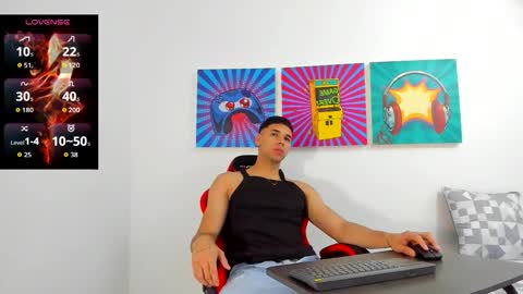 Snapshot of santana_maximo chatting on 02.22.26 Maximo Santana online show from 02.22.26