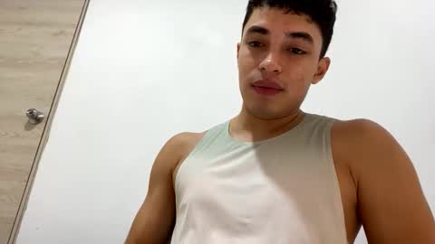 Snapshot of santi36rt chatting on 05.13.26 santi36rt online show from 05.13.26