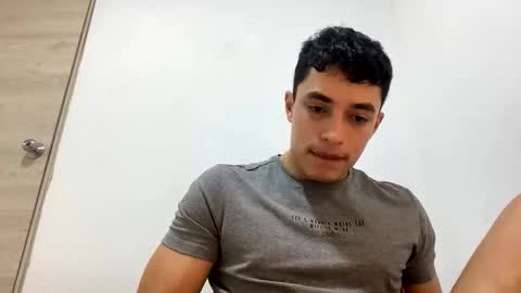 Snapshot of santi36rt chatting on 05.19.26 santi36rt online show from 05.19.26