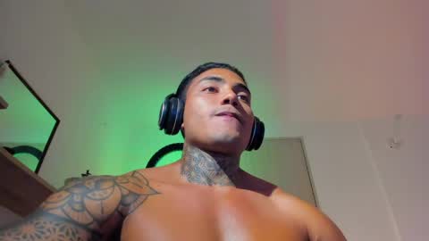 Snapshot of santi__ferrer chatting on 04.20.26 Santi Ferrer online show from 04.20.26